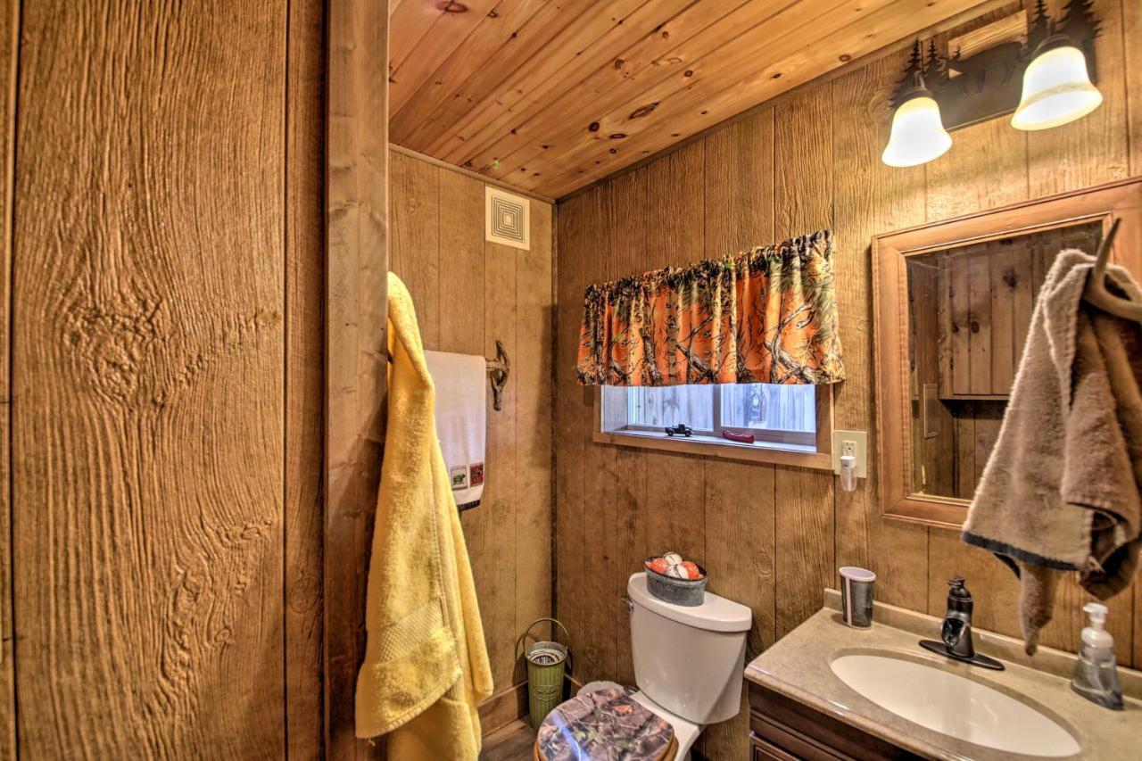 The Bovard Lodge Rustic Cabin Near Ohio River! Florence المظهر الخارجي الصورة